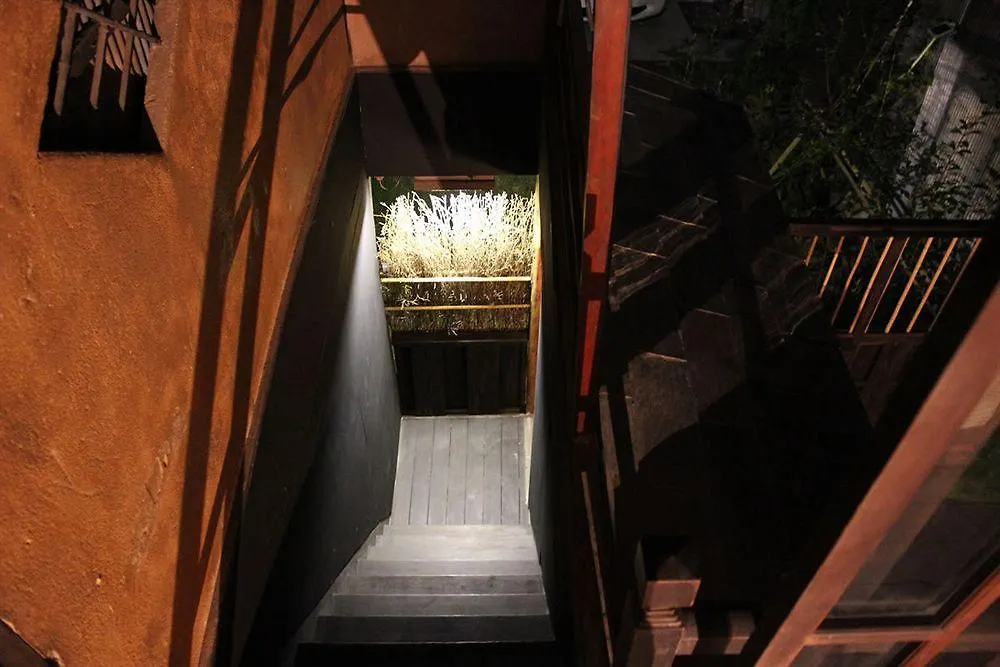 Pan And Circus Hotel Kyoto